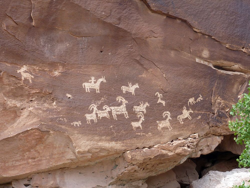 Arches NP Petroglyphs Wolfe Ranch (1).JPG